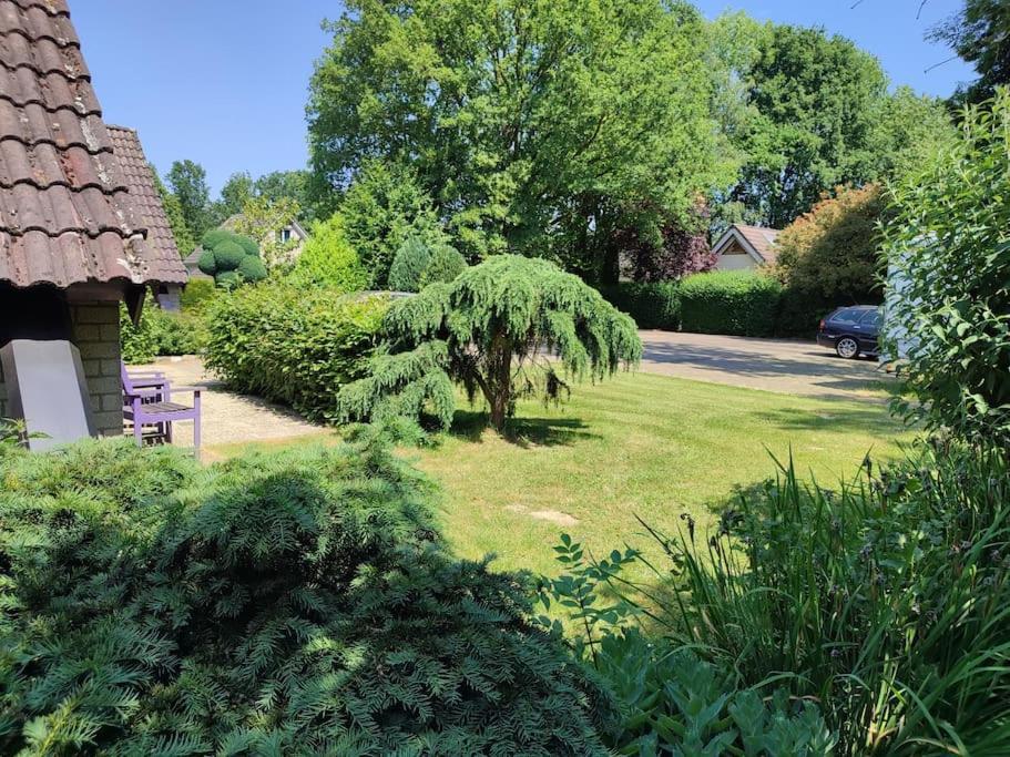 Vrijstaande Recreatiebungalow Met Slaapvide Posterholt Bagian luar foto